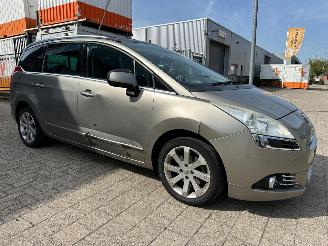 Unfallwagen Peugeot 5008 1.6 Automaat GT 7p. 2011/8