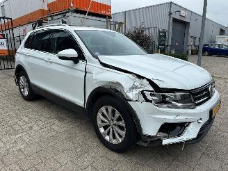 Unfallwagen Volkswagen Tiguan 1.4 TSI Comfortline Business 2017/2