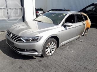 Auto da rottamare Volkswagen Passat Passat Variant (3G5), Combi, 2014 1.6 TDI 16V 2015