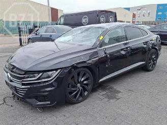 Vrakbiler auto Volkswagen Arteon Arteon (3HAB), Hatchback 5-drs, 2017 2.0 TSI 16V 2020/3