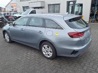 Kia Cee d Ceed Sportswagon (CDF), Combi 5-drs, 2018 1.0i T-GDi 12V picture 4