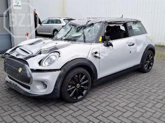 Sloopauto Mini Cooper Mini (F56), Hatchback 3-drs, 2013 Cooper SE,Electric 2022