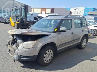 Salvage car Skoda Yeti Yeti (5LAC), SUV, 2009 / 2017 1.2 TSI 16V 2010/8