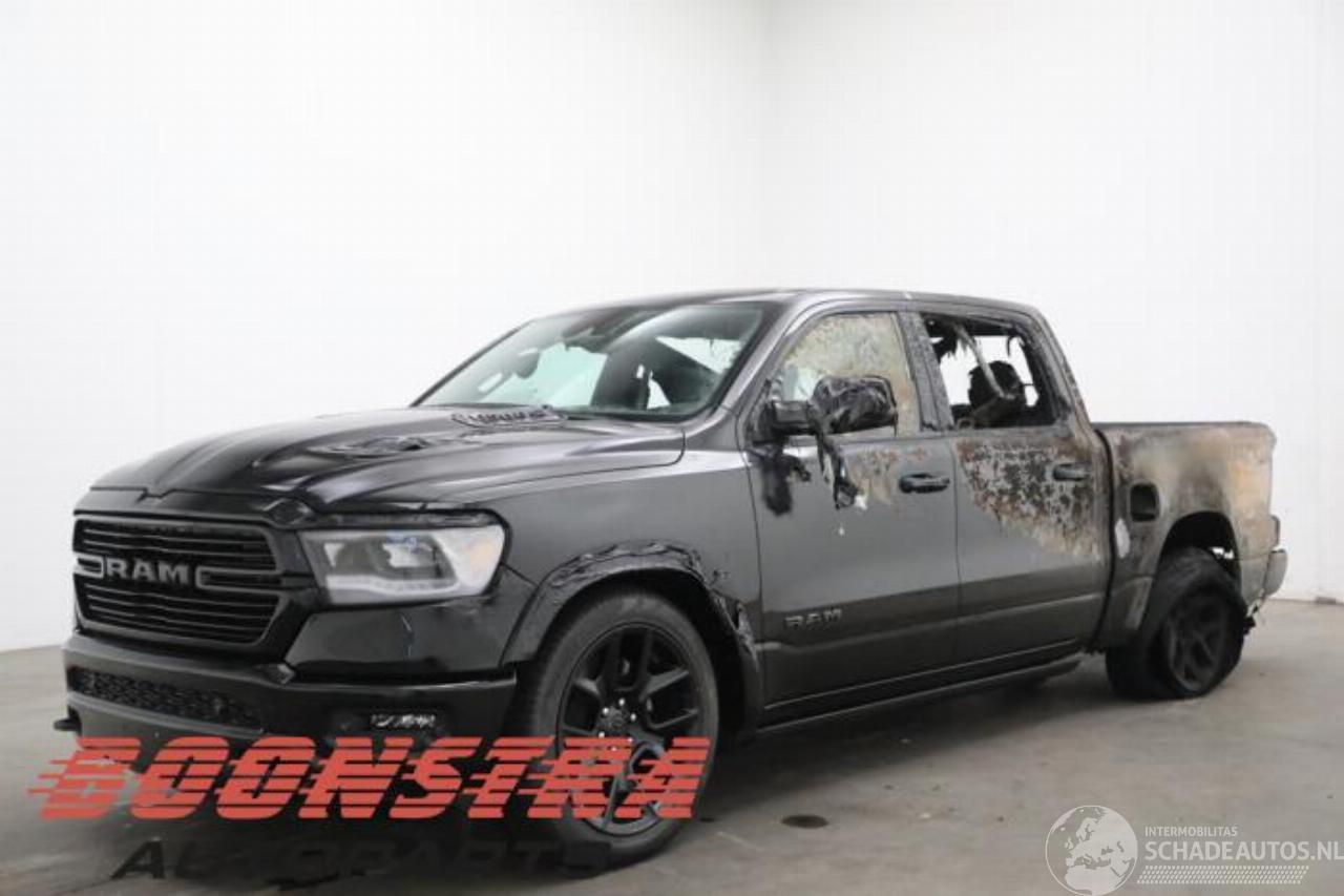 Dodge Ram 1500 Crew Cab (DS/DJ/D2), Pick-up, 2010 5.7 Hemi V8 4x4