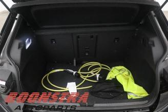 Volkswagen ID.3 ID.3 (E11/E12), Hatchback 5-drs, 2019 First, Life, Pro 58 kWh picture 19