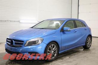 demontáž osobní automobily Mercedes A-klasse A (W176), Hatchback, 2012 / 2018 1.5 A-180 CDI, A-180d 16V 2013/11