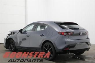 Mazda 3 3 Sport (BP), Hatchback, 2018 2.0 SkyActiv-X M Hybrid 16V picture 2