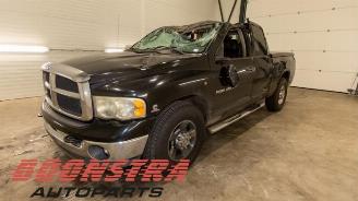 Vrakbiler auto Dodge Ram Ram 2500 (DR/DH/D1/DC/DM), Pick-up, 2002 / 2009 5.9 TDi V6 4x4 2004/8