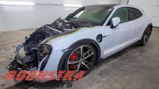Auto da rottamare Porsche Taycan Taycan Cross Turismo (Y1B), Combi, 2020 4S Performance Battery Plus 2021/10