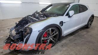 Autoverwertung Porsche Taycan Taycan Cross Turismo (Y1B), Combi, 2020 4S Performance Battery Plus 2021/10