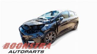 Coche siniestrado Ford Fiesta Fiesta 7, Hatchback, 2017 1.0 EcoBoost 12V 100 2019/4