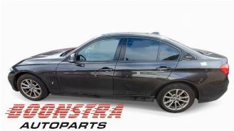 Vrakbiler auto BMW 3-serie 3 serie (F30), Sedan, 2011 / 2018 330e 2017/12