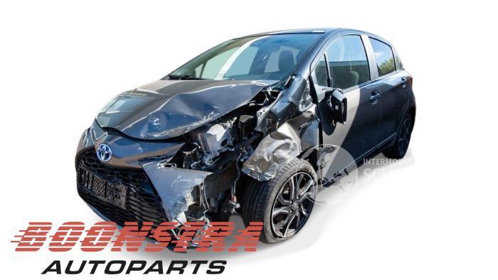 Toyota Yaris Yaris III (P13), Hatchback, 2010 / 2020 1.5 16V Hybrid