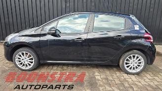 Peugeot 208 208 I (CA/CC/CK/CL), Hatchback, 2012 / 2019 1.0 Vti 12V PureTech picture 6