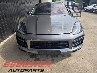 Porsche Cayenne Cayenne III (9YA), SUV, 2017 4.0 V8 Turbo S 32V E-Hybrid picture 8