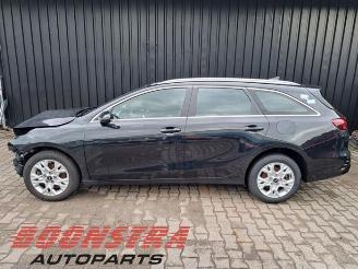 Kia Cee d Ceed Sportswagon (CDF), Combi 5-drs, 2018 1.0i T-GDi 12V 120 Eco-Dynamics+ picture 6