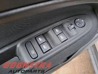 Fiat 600 600 (365), Hatchback 5-drs, 2023 1.2 Hybrid 100 picture 16
