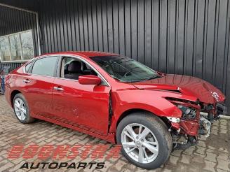 Nissan Altima  picture 2