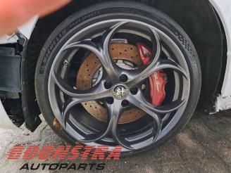 Alfa Romeo Giulia Giulia (952), Sedan, 2015 2.9 Bi-Turbo V6 24V Quadrifoglio Verde picture 28