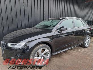 Salvage car Audi A3 A3 Sportback (8VA/8VF), Hatchback 5-drs, 2012 / 2020 1.4 TFSI 16V e-tron 2016/11