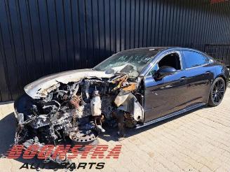Salvage car Porsche Panamera Panamera (971G), Liftback, 2016 / 2023 4.0 V8 4S Diesel 2017/1