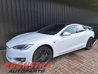 demontáž osobní automobily Tesla Model S Model S, Liftback, 2012 / 2026 90D 2017/2