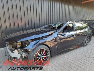 Uttjänta bilar auto BMW i5 i5 Touring (G61), Combi, 2024 eDrive40 84 kWh 2024/6