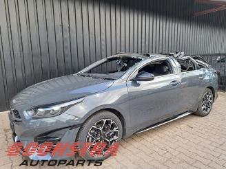Vrakbiler auto Kia Pro cee d Proceed (CD), Combi 5-drs, 2018 1.0i T-GDi 12V 2022/6