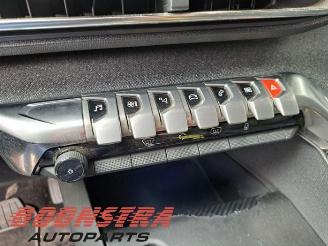 Peugeot 3008 3008 II (M4/MC/MJ/MR), MPV, 2016 1.6 e-THP 165 16V picture 14