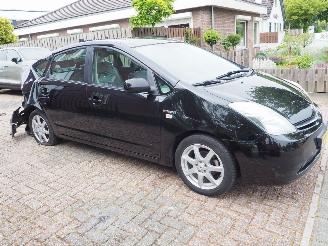 Toyota Prius 1.5 vvt i hybride picture 3
