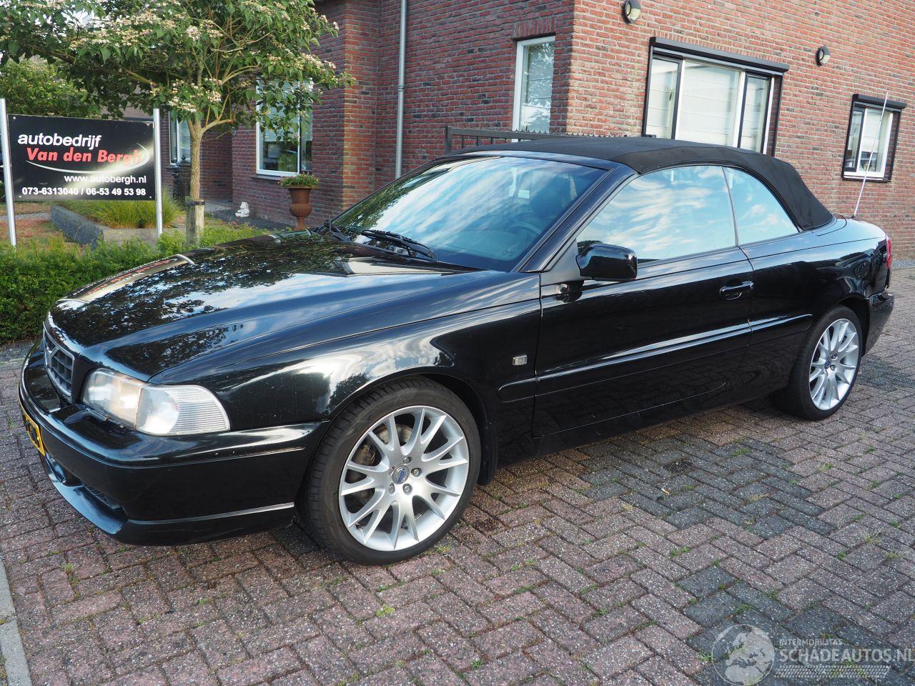 Volvo C-70 2.4T Convertible