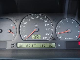 Volvo C-70 2.4T Convertible picture 28