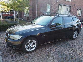 damaged passenger cars BMW 3-serie 318i Business Line 2009/7