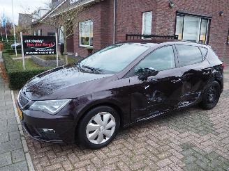 Schadeauto Seat Leon 1.0 Eco TSI Style 2018/11