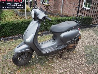 škoda koloběžky GTS  E-Bravo 20AH 2021/3