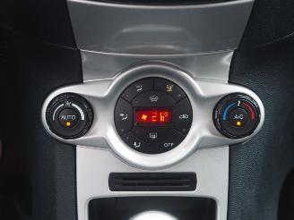 Ford Fiesta 1.6 Tdci Titanium picture 21