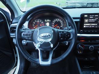 Kia Stonic 1.0 T-Gdi MHEV DynamicLine picture 16