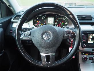 Volkswagen Passat 1.4 tsi High Exe DSG picture 15