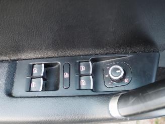 Volkswagen Passat 1.4 tsi High Exe DSG picture 26