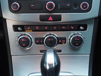 Volkswagen Passat 1.4 tsi High Exe DSG picture 22