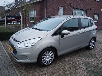 Vaurioauto  passenger cars Ford B-Max 1.0 EcoBoost Style 2014/10