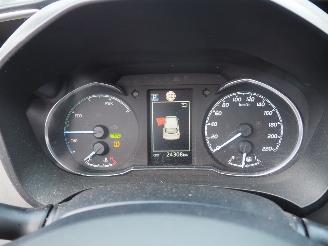 Toyota Yaris 1.5 Hybrid Design picture 35