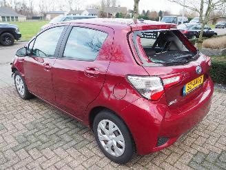 Toyota Yaris 1.5 Hybrid Design picture 6