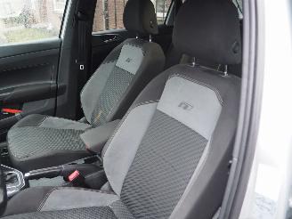 Volkswagen Polo 1.0 TSI DSG 2X R-Line Highline Business picture 28