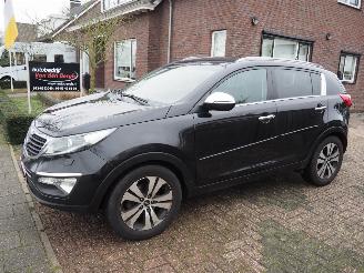 krockskadad bil auto Kia Sportage 2.0 X-Clusive  Automaat 2012/9