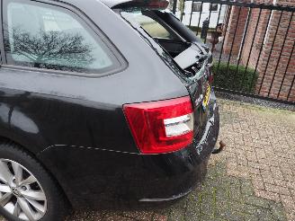 Skoda Octavia 1.0 TSI Ambition Business Dsg picture 9