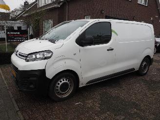 dommages fourgonnettes/vécules utilitaires Citroën Jumpy Club M 75 KWH 2022/3