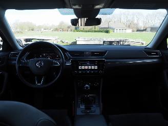 Skoda Superb 2.0 TDI Nusiness edi Automaat picture 8