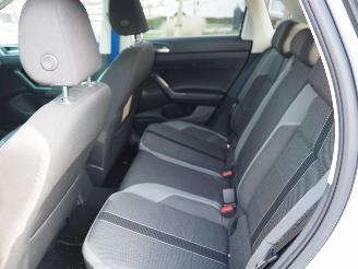 Volkswagen Polo 1.0 TSI Highline picture 25