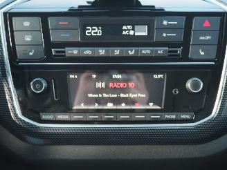 Volkswagen e-Up!  picture 17